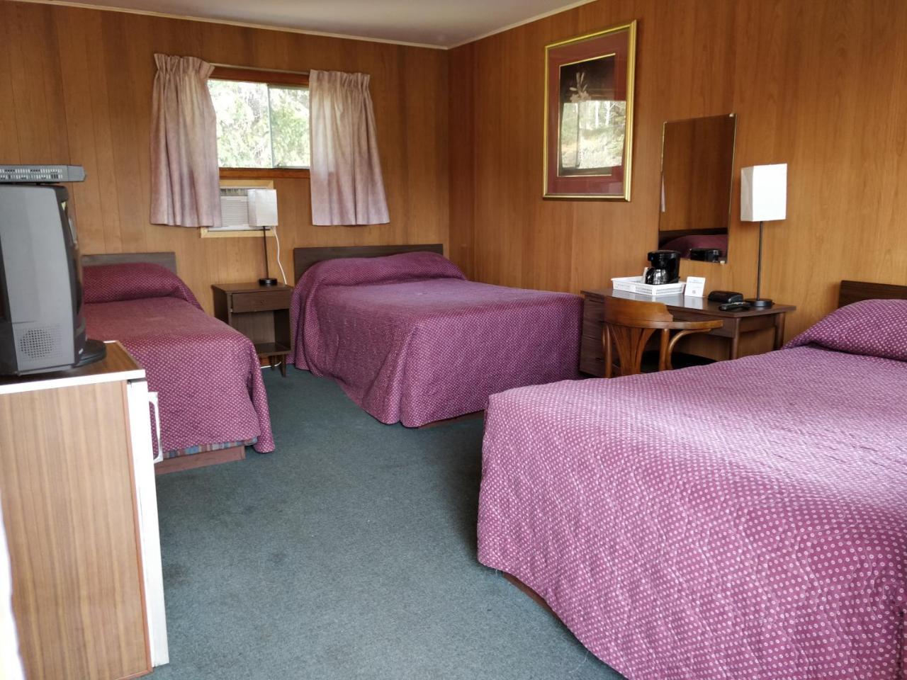 Telstar Motel Kakabeka Falls Экстерьер фото