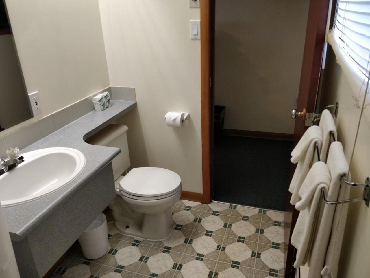 Telstar Motel Kakabeka Falls Экстерьер фото